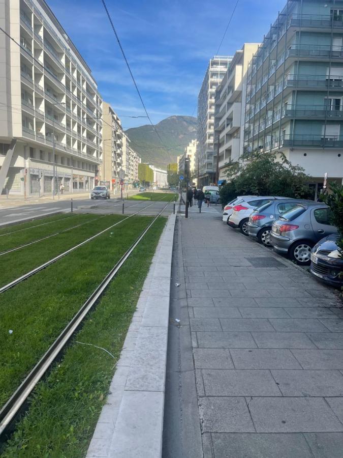 Apartamento Chez Flo Grenoble Exterior foto